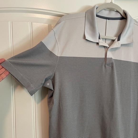 Lululemon Tech Pique Polo Statement Stripe Vapor Asphalt Grey size XL - Picture 8 of 10